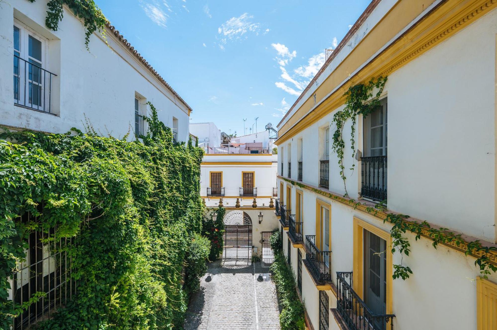 Novalia Home Suite Sevilla Buitenkant foto