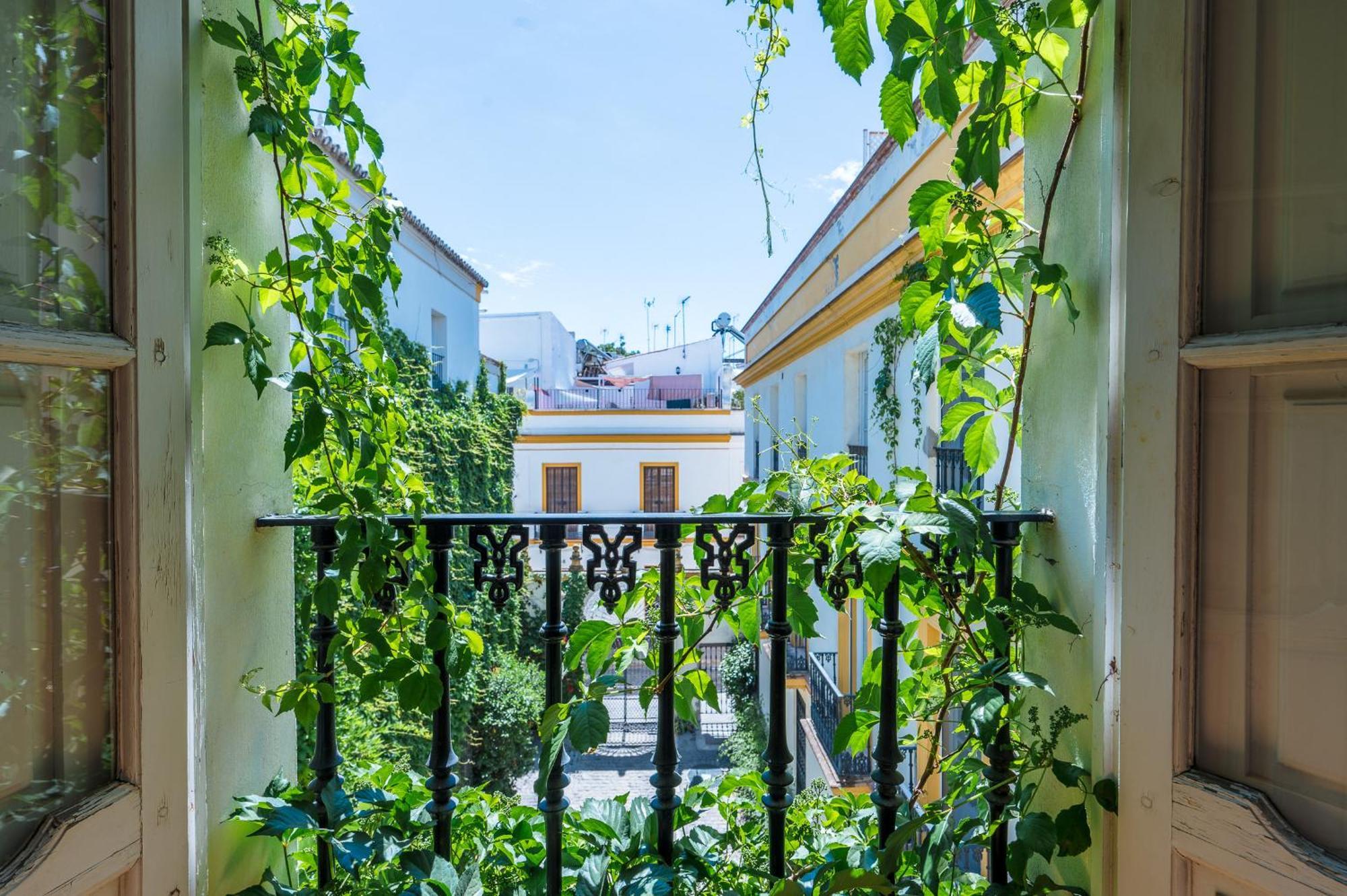 Novalia Home Suite Sevilla Buitenkant foto