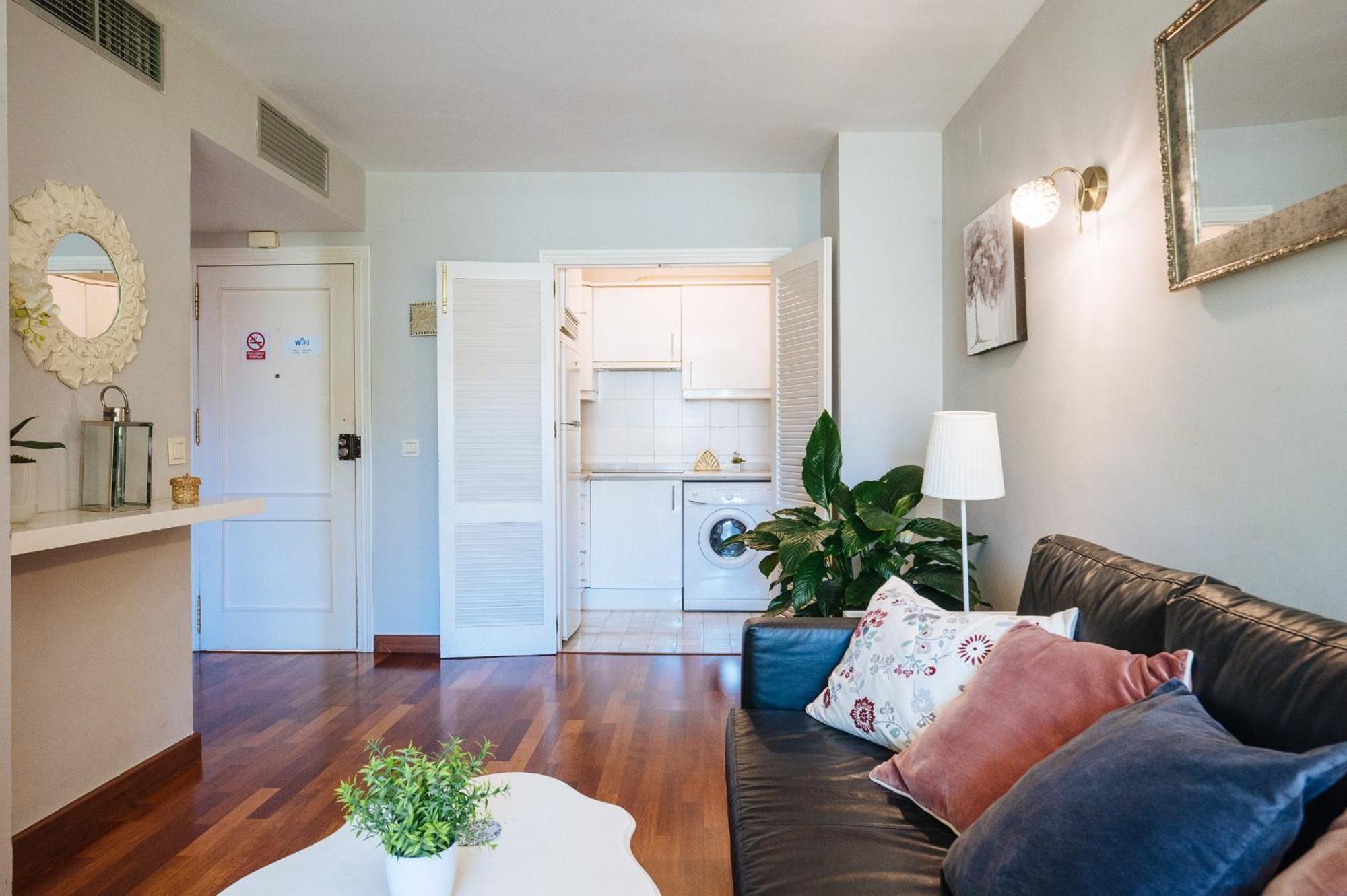 Novalia Home Suite Sevilla Buitenkant foto